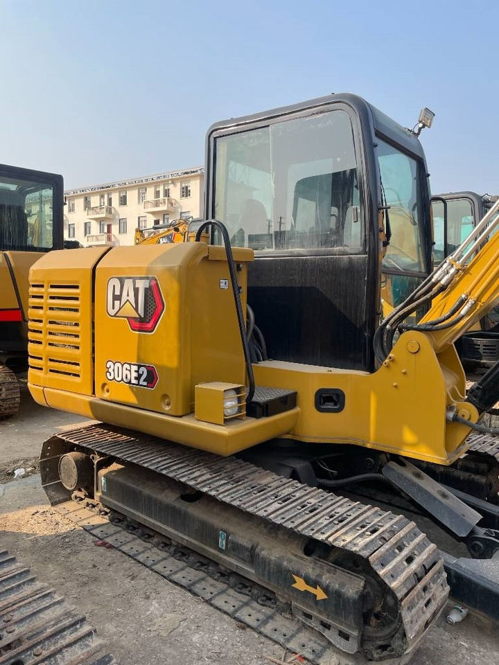 CAT 306 - Kāpurķēžu ekskavators: foto 1 CAT 306 - Kāpurķēžu ekskavators: foto 1