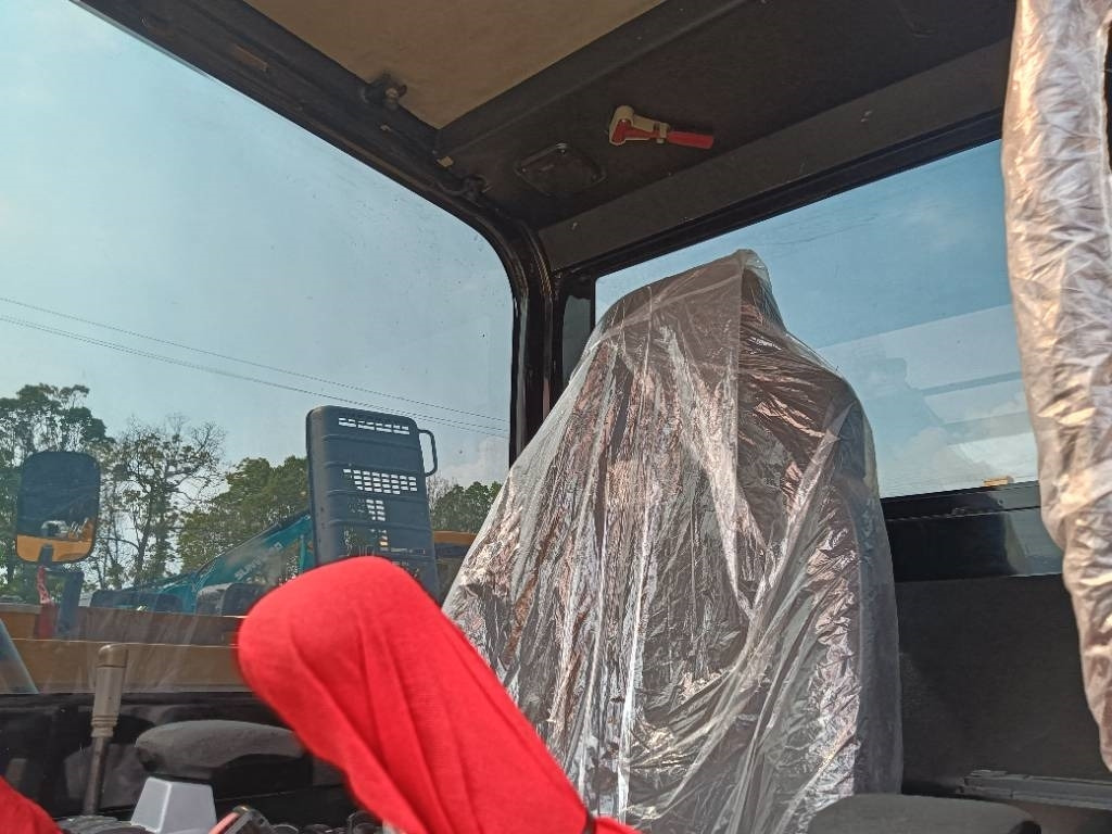 CAT 307E2 - Mini-ekskavators: foto 5 CAT 307E2 - Mini-ekskavators: foto 5