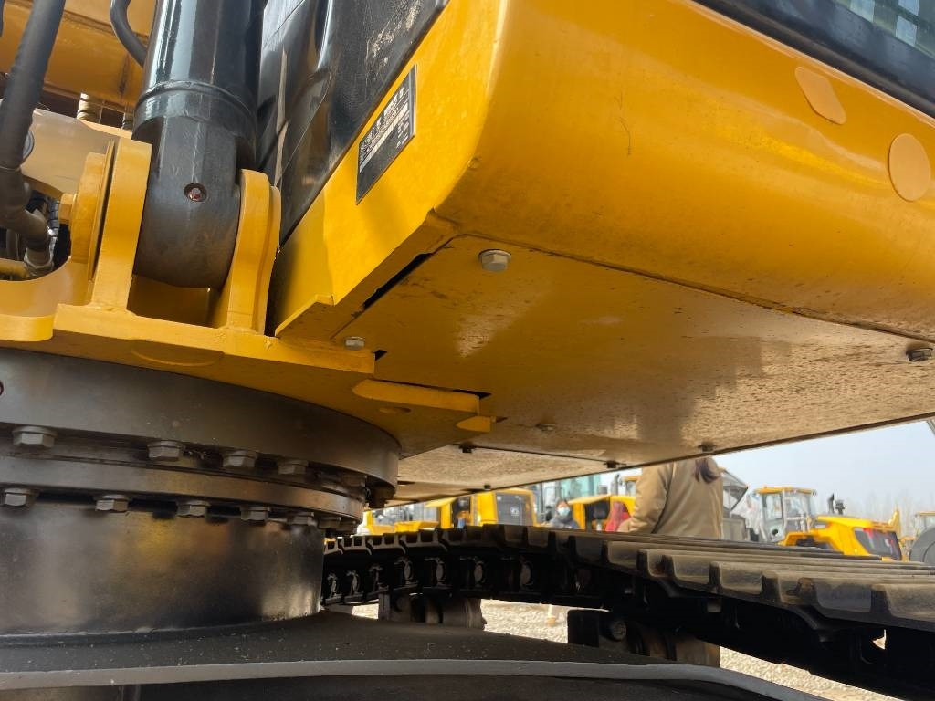 CAT 315D2GC - Kāpurķēžu ekskavators: foto 5 CAT 315D2GC - Kāpurķēžu ekskavators: foto 5
