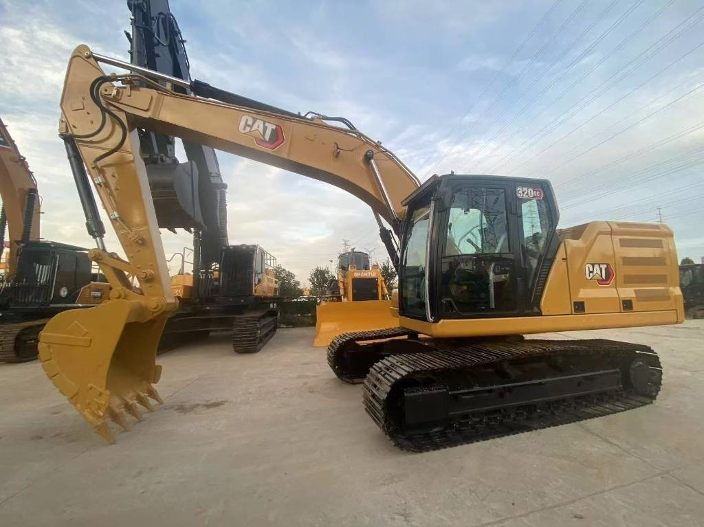 CAT 320 GC - Kāpurķēžu ekskavators: foto 1 CAT 320 GC - Kāpurķēžu ekskavators: foto 1