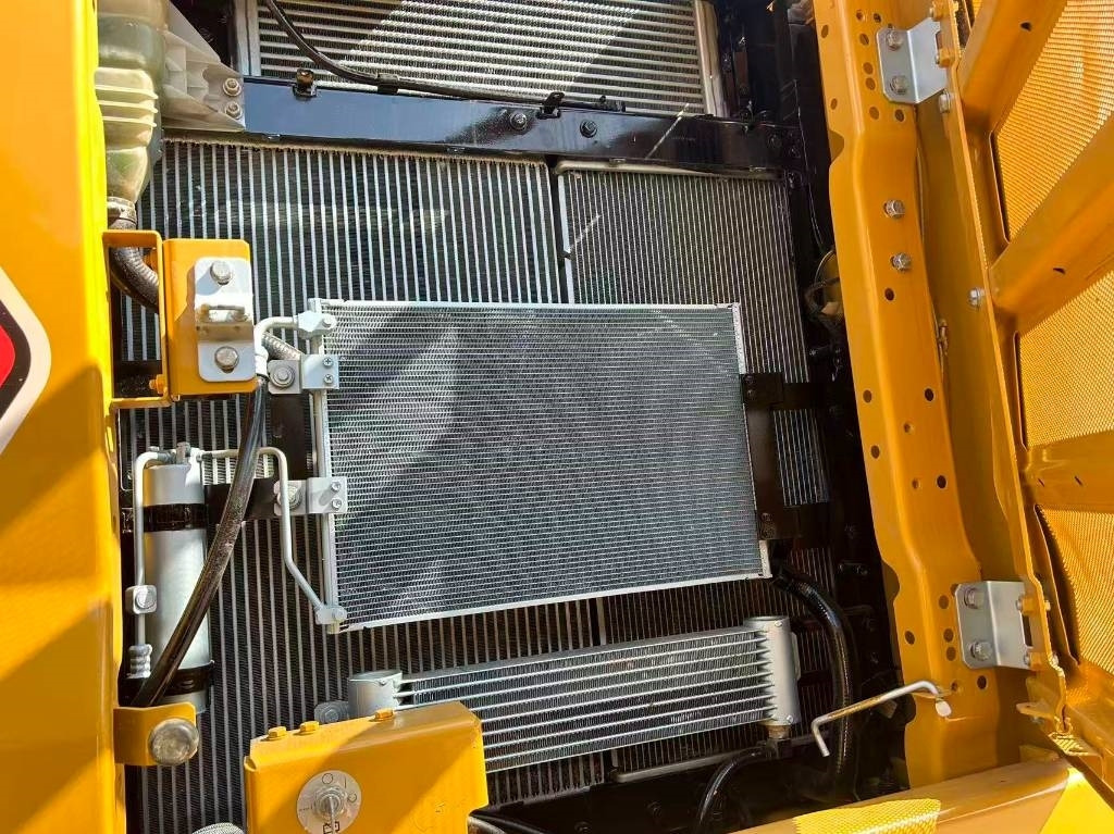 CAT 320 GC - Kāpurķēžu ekskavators: foto 5 CAT 320 GC - Kāpurķēžu ekskavators: foto 5