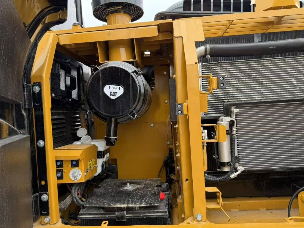 CAT 320D2  - Kāpurķēžu ekskavators: foto 5 CAT 320D2  - Kāpurķēžu ekskavators: foto 5