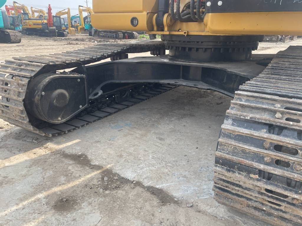 CAT 323GC  - Kāpurķēžu ekskavators: foto 5 CAT 323GC  - Kāpurķēžu ekskavators: foto 5