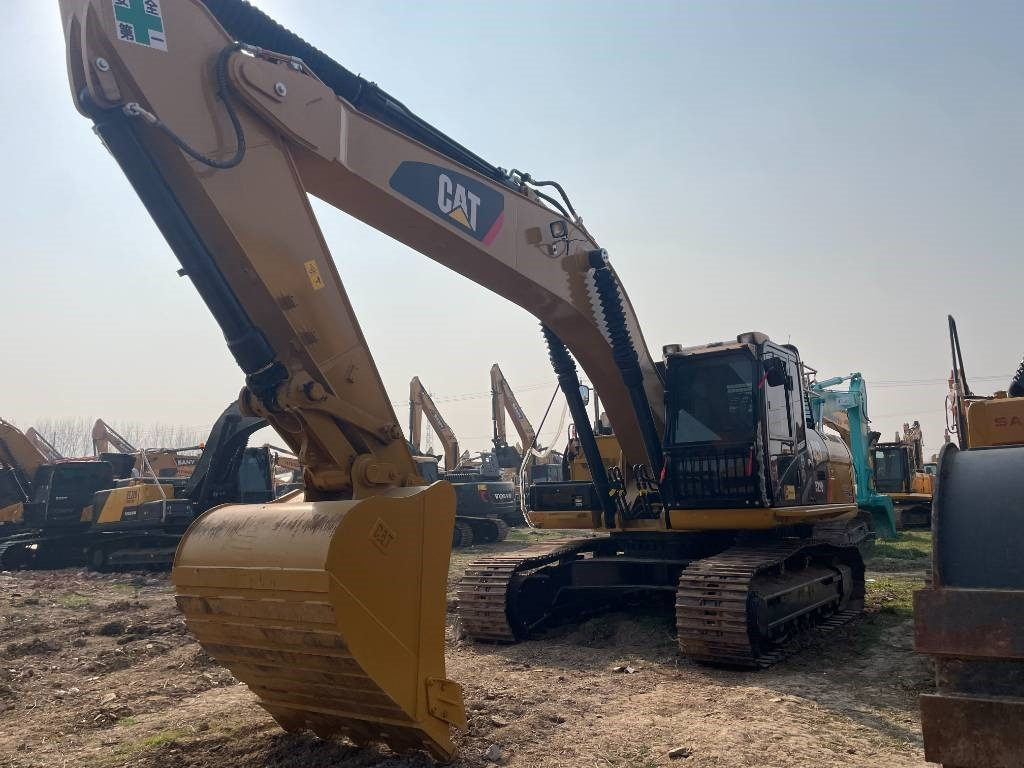 CAT 329 D - Kāpurķēžu ekskavators: foto 2 CAT 329 D - Kāpurķēžu ekskavators: foto 2