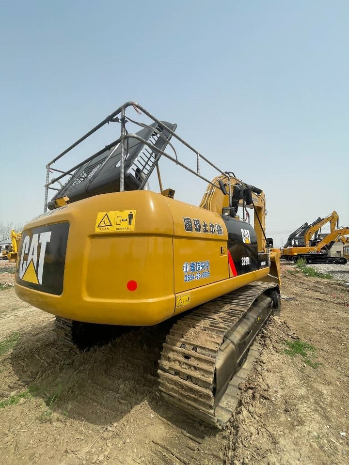 CAT 329D2 - Kāpurķēžu ekskavators: foto 2 CAT 329D2 - Kāpurķēžu ekskavators: foto 2