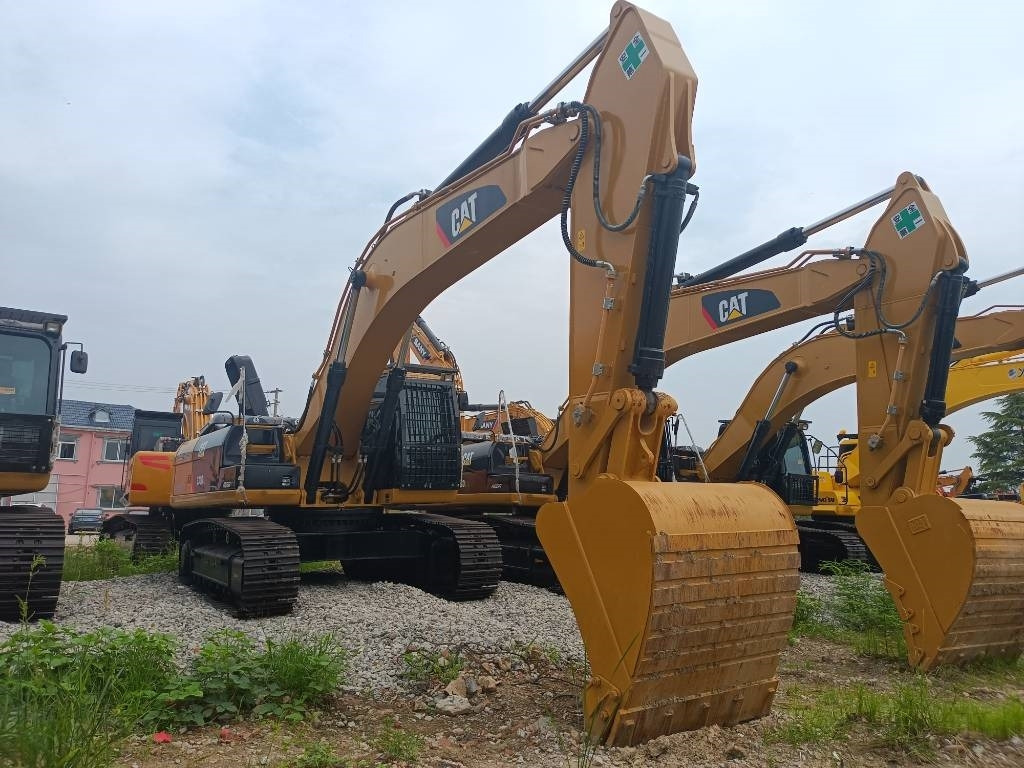 CAT 330 D - Kāpurķēžu ekskavators: foto 3 CAT 330 D - Kāpurķēžu ekskavators: foto 3