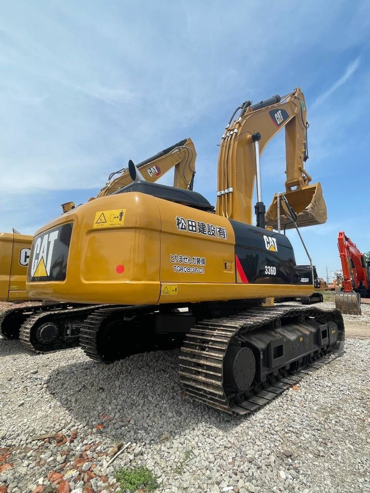 CAT 336D2 - Kāpurķēžu ekskavators: foto 1 CAT 336D2 - Kāpurķēžu ekskavators: foto 1