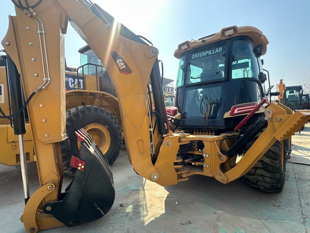 CAT 420 F - Kāpurķēžu ekskavators: foto 5 CAT 420 F - Kāpurķēžu ekskavators: foto 5