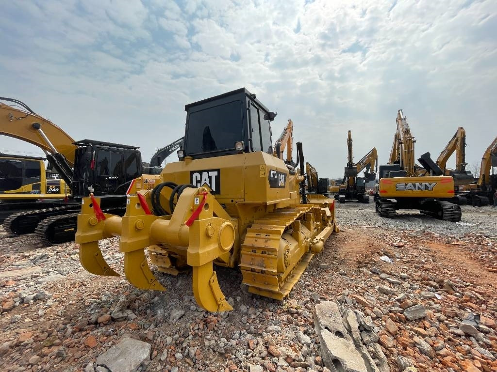 CAT D 7 G - Kāpurķēžu ekskavators: foto 2 CAT D 7 G - Kāpurķēžu ekskavators: foto 2