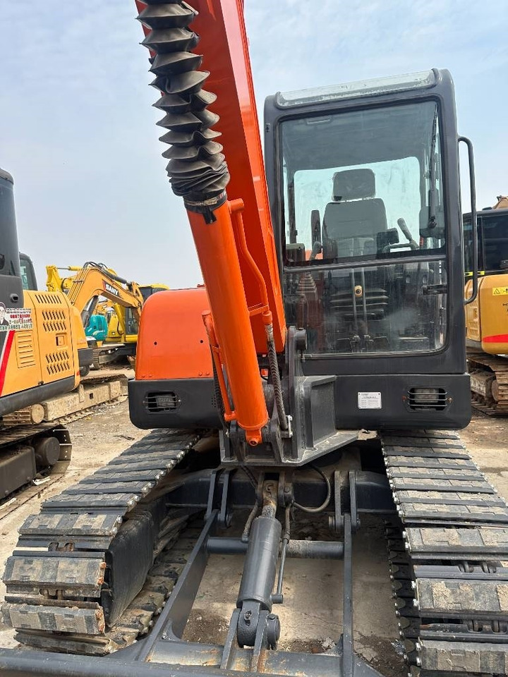 Doosan DH 60 - Mini-ekskavators: foto 5 Doosan DH 60 - Mini-ekskavators: foto 5