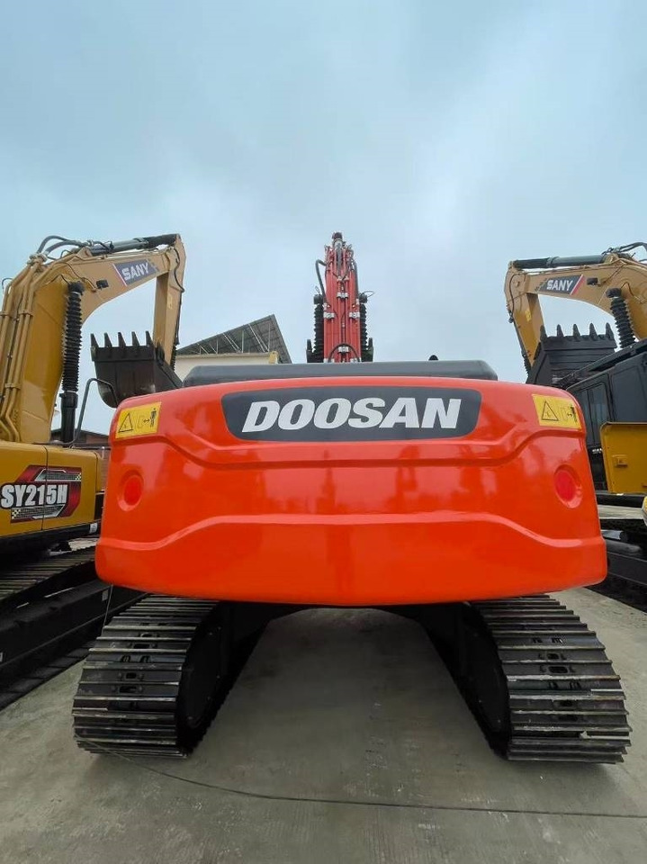 Doosan DX 225 LC  - Kāpurķēžu ekskavators: foto 2 Doosan DX 225 LC  - Kāpurķēžu ekskavators: foto 2