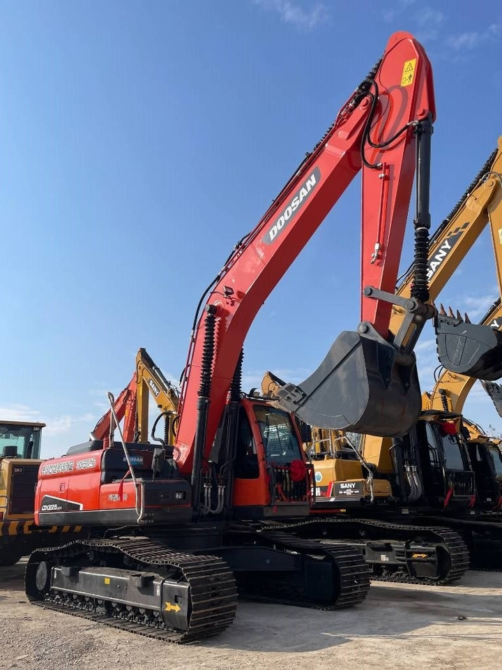 Doosan DX 225 LCA - Kāpurķēžu ekskavators: foto 5 Doosan DX 225 LCA - Kāpurķēžu ekskavators: foto 5