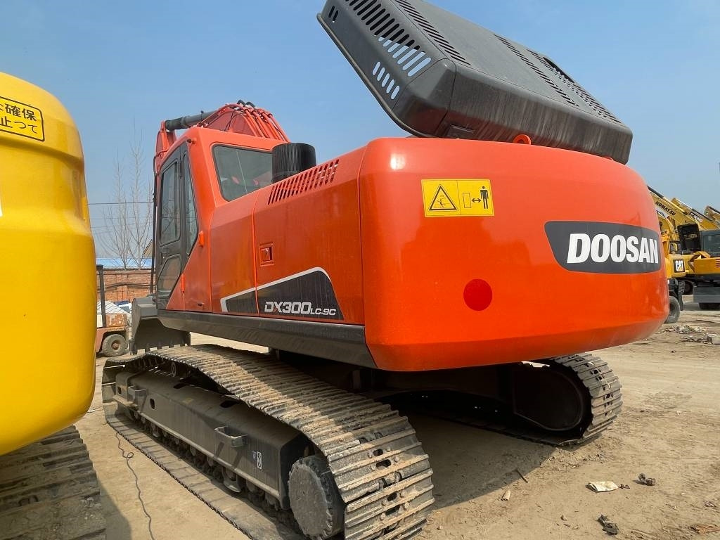 Doosan DX 300 - Kāpurķēžu ekskavators: foto 4 Doosan DX 300 - Kāpurķēžu ekskavators: foto 4