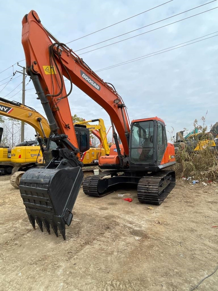 Doosan dx150 - Kāpurķēžu ekskavators: foto 2 Doosan dx150 - Kāpurķēžu ekskavators: foto 2