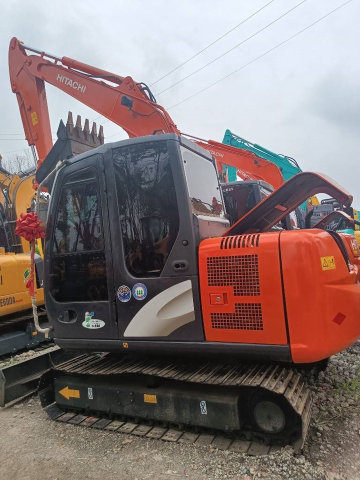 Hitachi ZX 60 - Kāpurķēžu ekskavators: foto 2 Hitachi ZX 60 - Kāpurķēžu ekskavators: foto 2