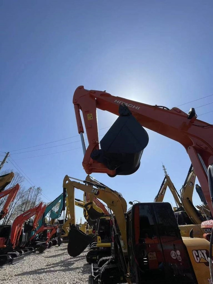 Hitachi ZX 60  - Mini-ekskavators: foto 4 Hitachi ZX 60  - Mini-ekskavators: foto 4