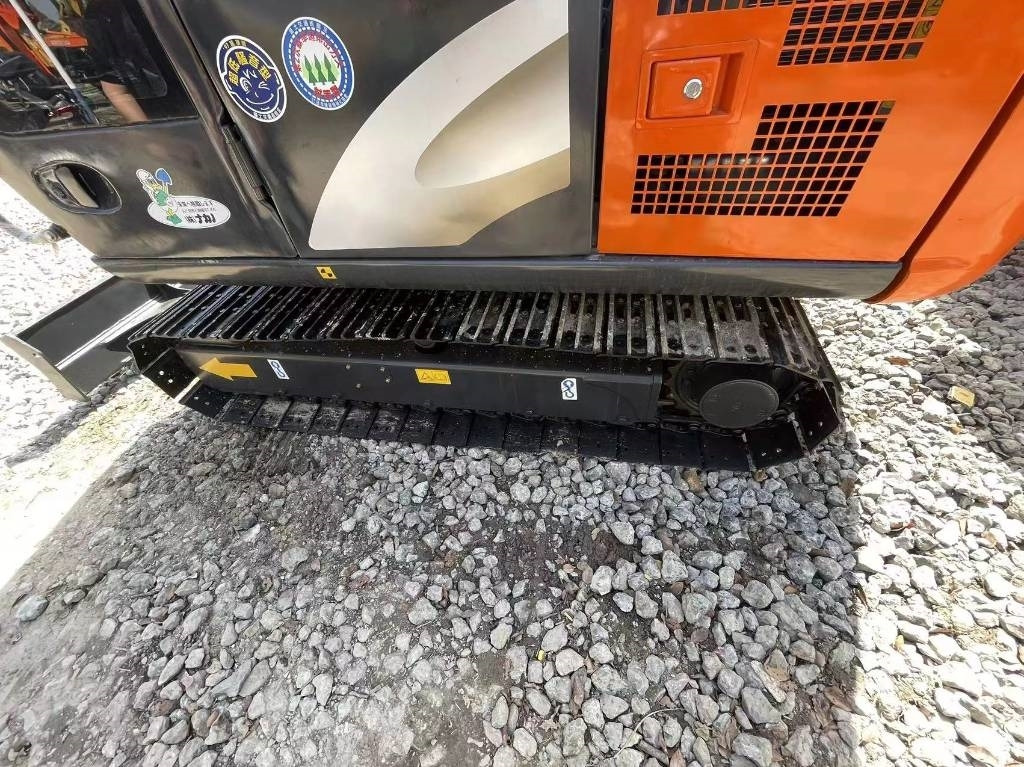 Hitachi ZX 60  - Mini-ekskavators: foto 3 Hitachi ZX 60  - Mini-ekskavators: foto 3