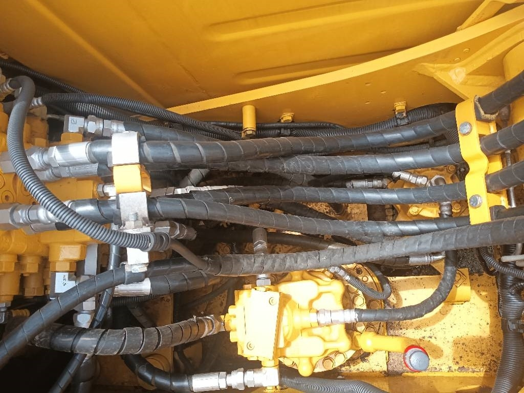 Komatsu PC 120 - Kāpurķēžu ekskavators: foto 4 Komatsu PC 120 - Kāpurķēžu ekskavators: foto 4