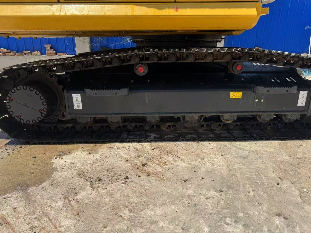 Komatsu PC 200 8N - Kāpurķēžu ekskavators: foto 5 Komatsu PC 200 8N - Kāpurķēžu ekskavators: foto 5