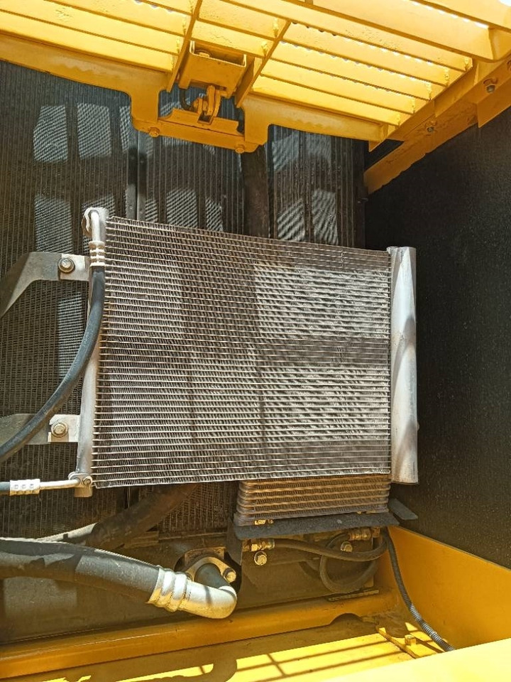 Komatsu PC 240 - Kāpurķēžu ekskavators: foto 5 Komatsu PC 240 - Kāpurķēžu ekskavators: foto 5