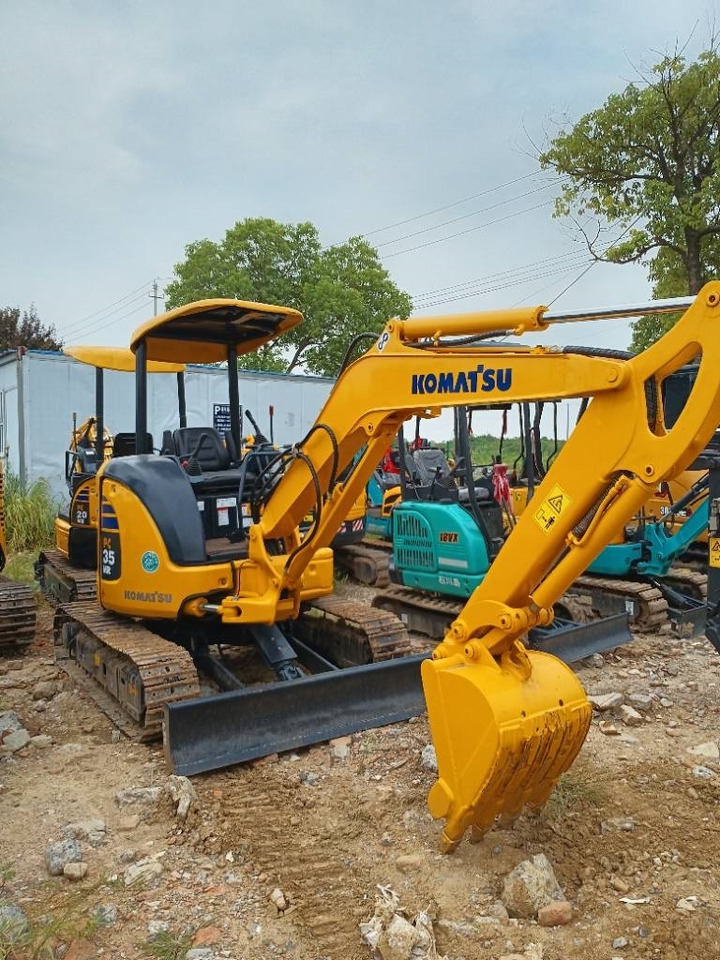 Komatsu PC 35 - Kāpurķēžu ekskavators: foto 2 Komatsu PC 35 - Kāpurķēžu ekskavators: foto 2