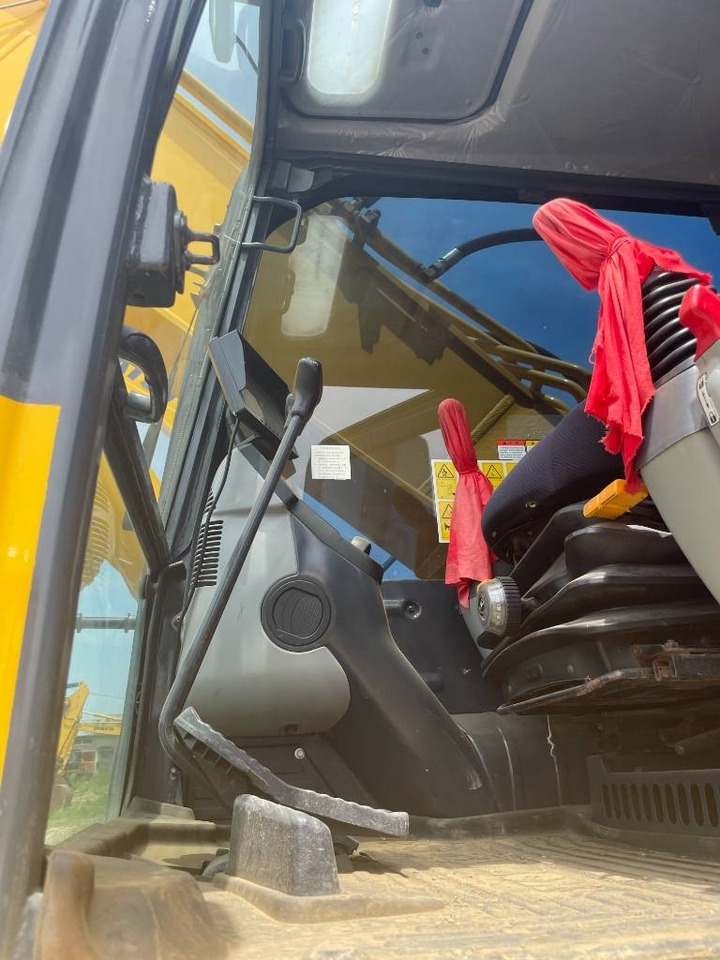 Komatsu PC 350 - Kāpurķēžu ekskavators: foto 3 Komatsu PC 350 - Kāpurķēžu ekskavators: foto 3
