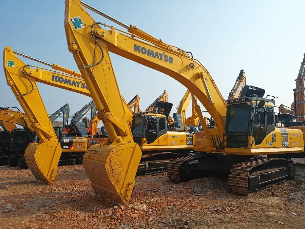 Komatsu PC 350 - Kāpurķēžu ekskavators: foto 1 Komatsu PC 350 - Kāpurķēžu ekskavators: foto 1