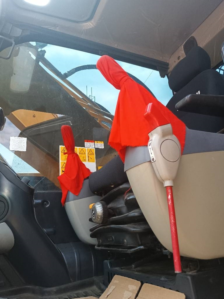 Komatsu PC 360 - Kāpurķēžu ekskavators: foto 3 Komatsu PC 360 - Kāpurķēžu ekskavators: foto 3