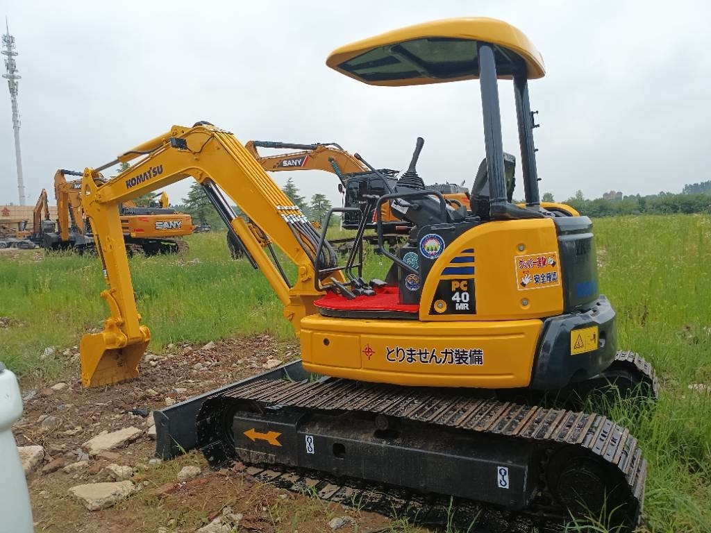 Komatsu PC 40 - Kāpurķēžu ekskavators: foto 2 Komatsu PC 40 - Kāpurķēžu ekskavators: foto 2