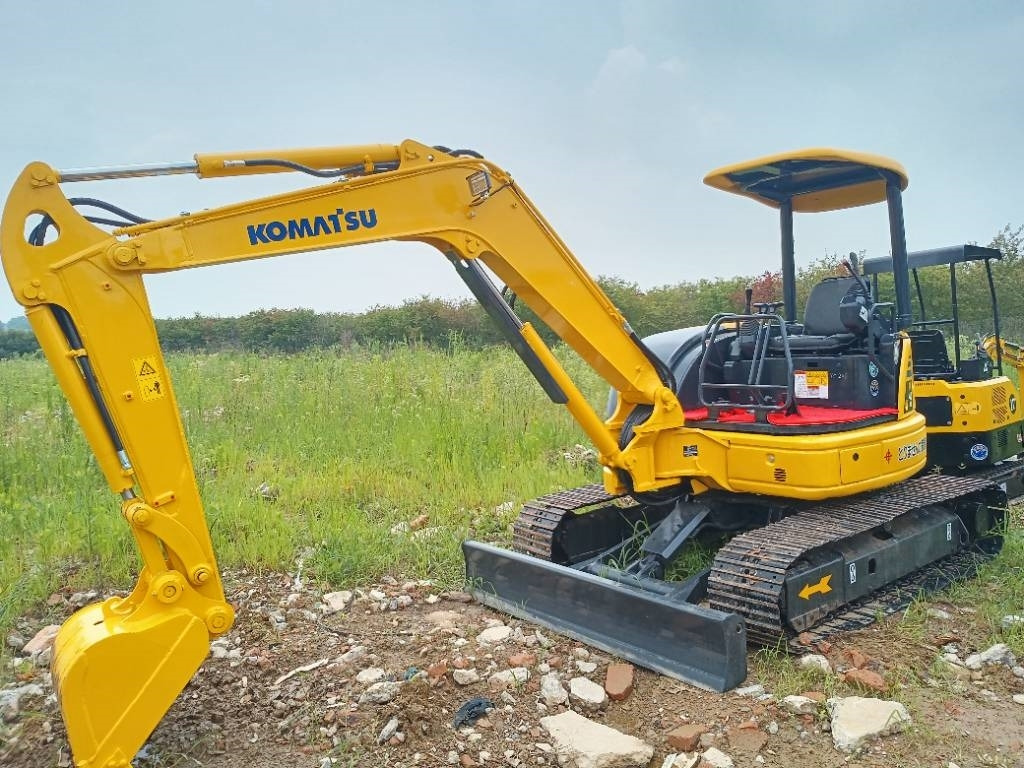 Komatsu PC 40 - Kāpurķēžu ekskavators: foto 3 Komatsu PC 40 - Kāpurķēžu ekskavators: foto 3