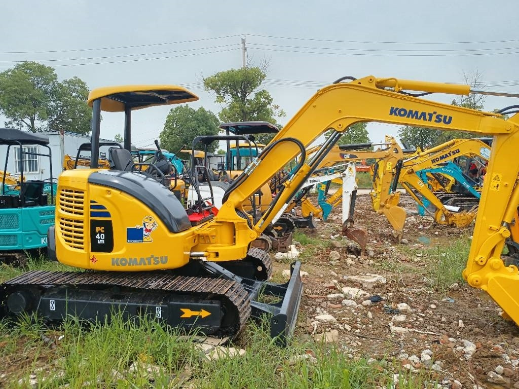 Komatsu PC 40 - Kāpurķēžu ekskavators: foto 4 Komatsu PC 40 - Kāpurķēžu ekskavators: foto 4