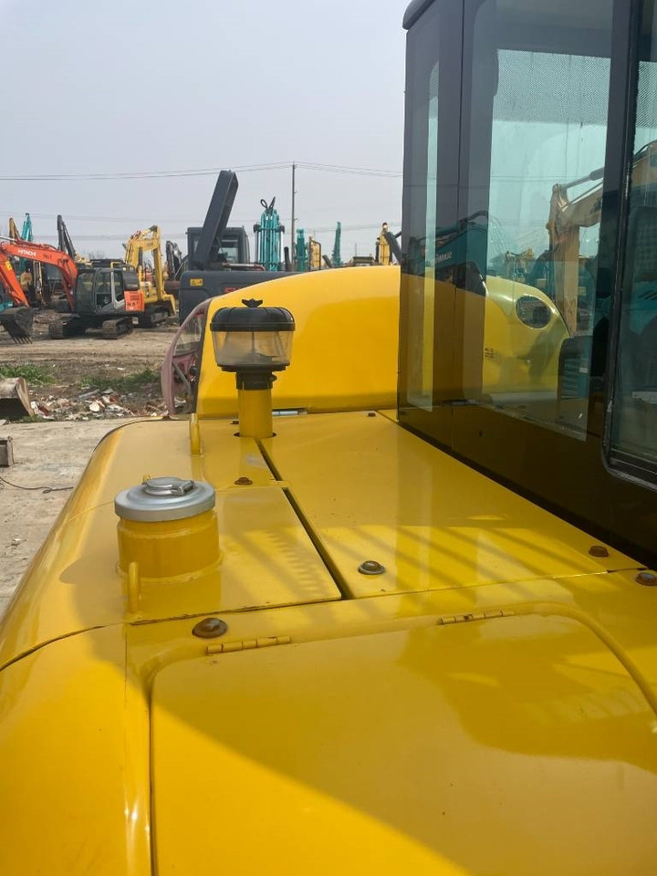 Komatsu PC 56 - Mini-ekskavators: foto 3 Komatsu PC 56 - Mini-ekskavators: foto 3
