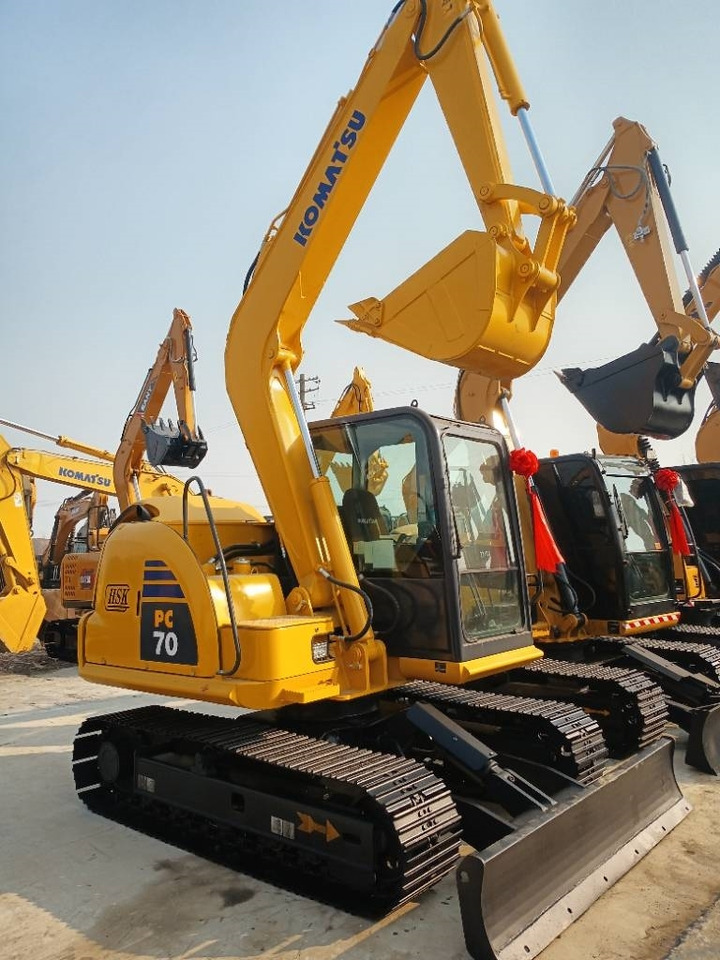 Komatsu PC 70 - Kāpurķēžu ekskavators: foto 1 Komatsu PC 70 - Kāpurķēžu ekskavators: foto 1