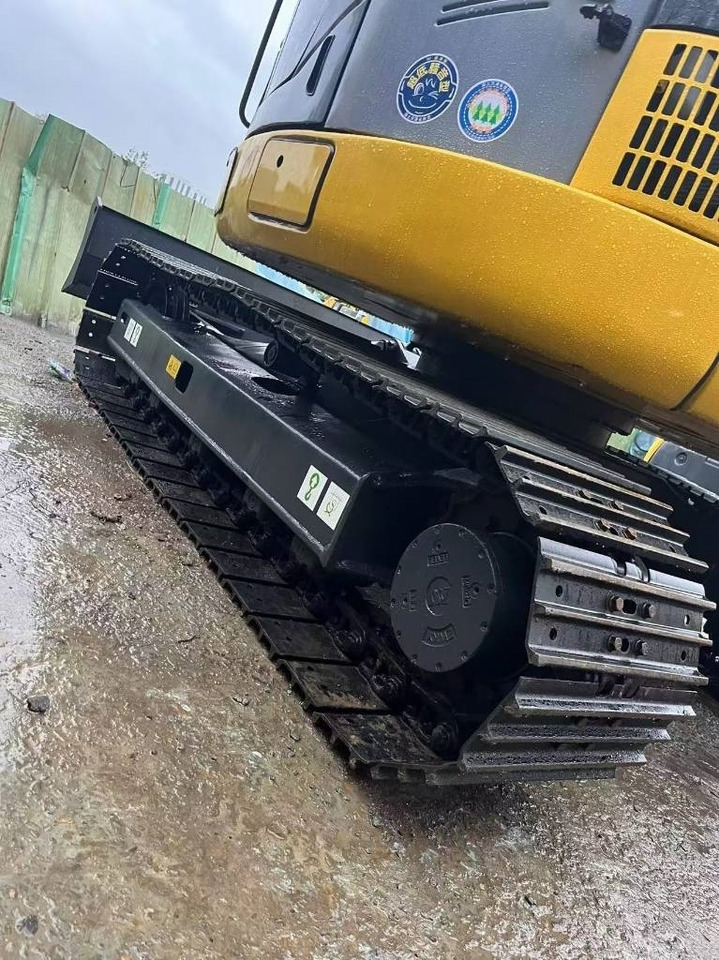 Komatsu PC 78 - Kāpurķēžu ekskavators: foto 2 Komatsu PC 78 - Kāpurķēžu ekskavators: foto 2