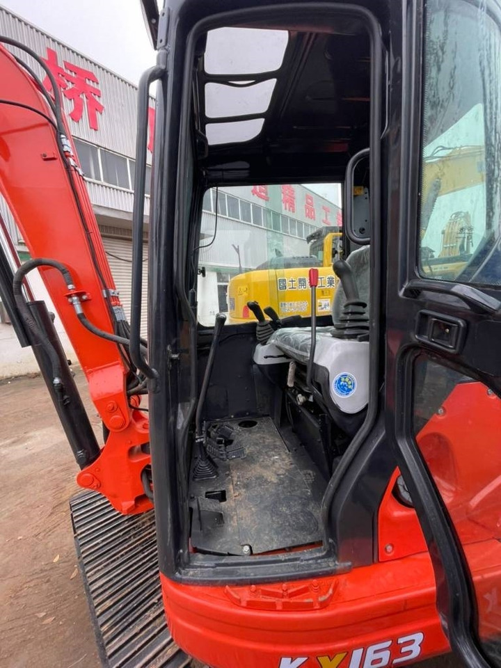 Kubota KX 163 - Kāpurķēžu ekskavators: foto 3 Kubota KX 163 - Kāpurķēžu ekskavators: foto 3