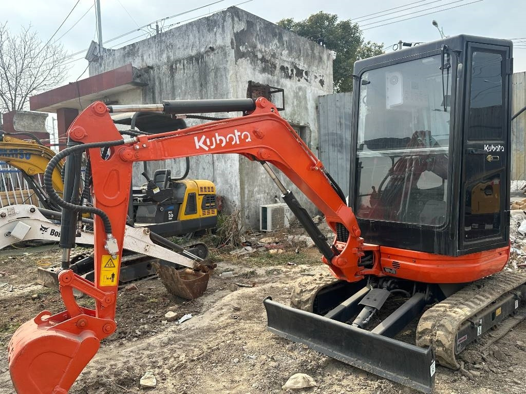 Kubota U 20 - Kāpurķēžu ekskavators: foto 4 Kubota U 20 - Kāpurķēžu ekskavators: foto 4