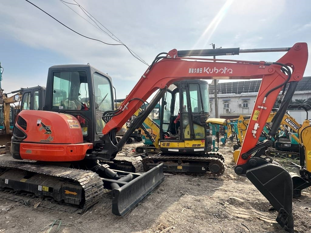 Kubota U 35 - Kāpurķēžu ekskavators: foto 2 Kubota U 35 - Kāpurķēžu ekskavators: foto 2