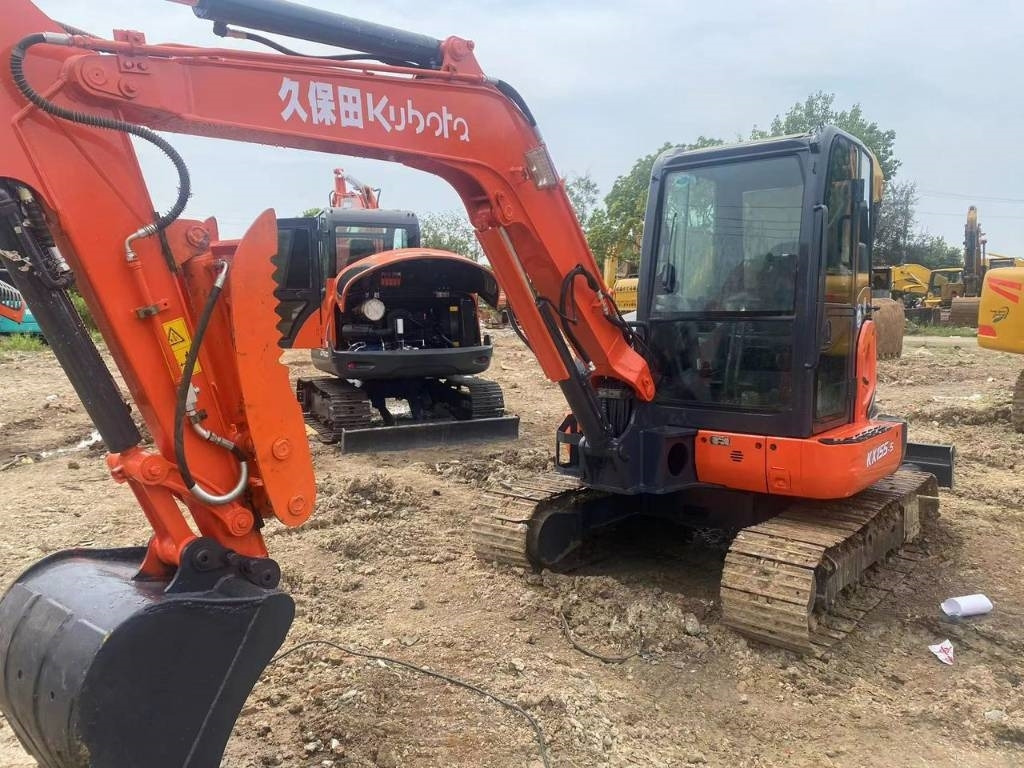 Kubota kx155.5 - Kāpurķēžu ekskavators: foto 3 Kubota kx155.5 - Kāpurķēžu ekskavators: foto 3