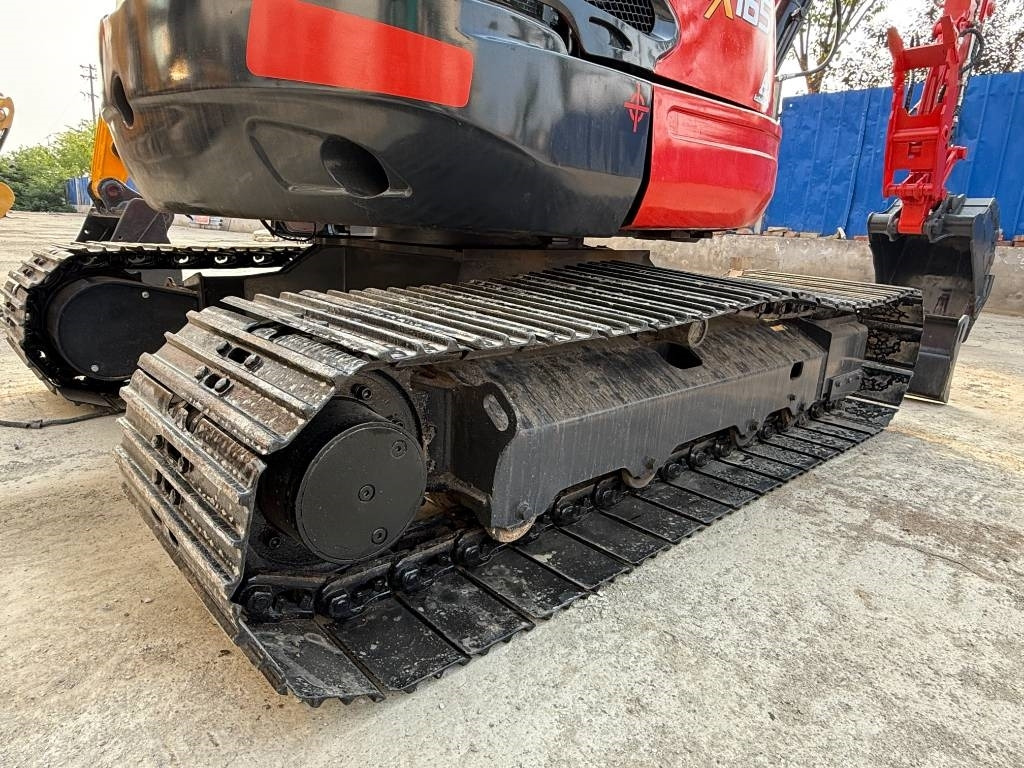 Kubota kx165 - Kāpurķēžu ekskavators: foto 3 Kubota kx165 - Kāpurķēžu ekskavators: foto 3