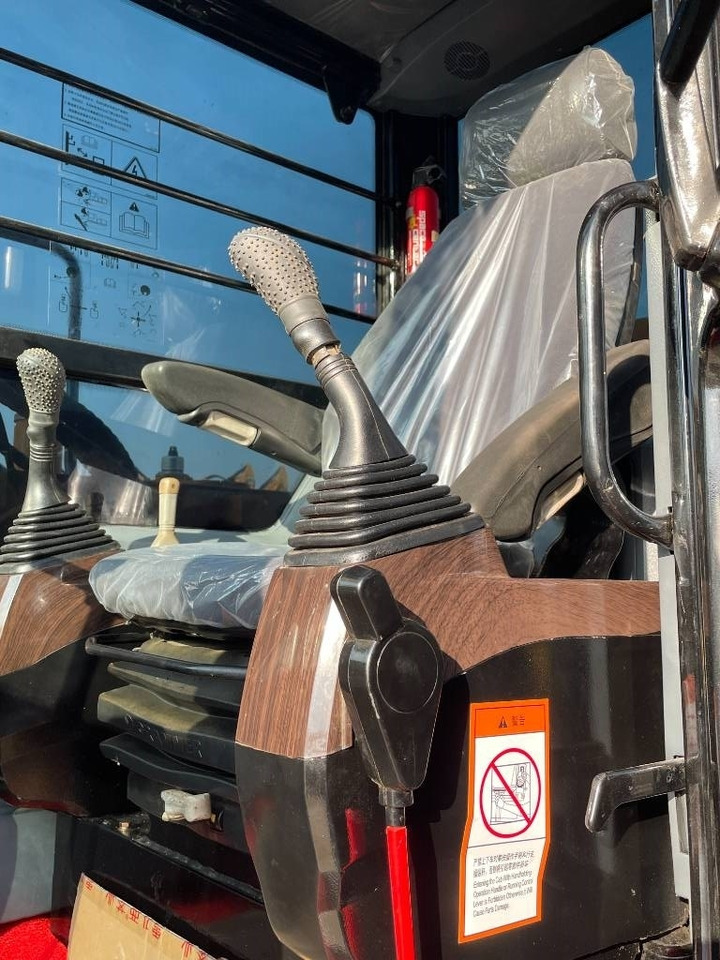 Sany SY 75 C - Mini-ekskavators: foto 2 Sany SY 75 C - Mini-ekskavators: foto 2