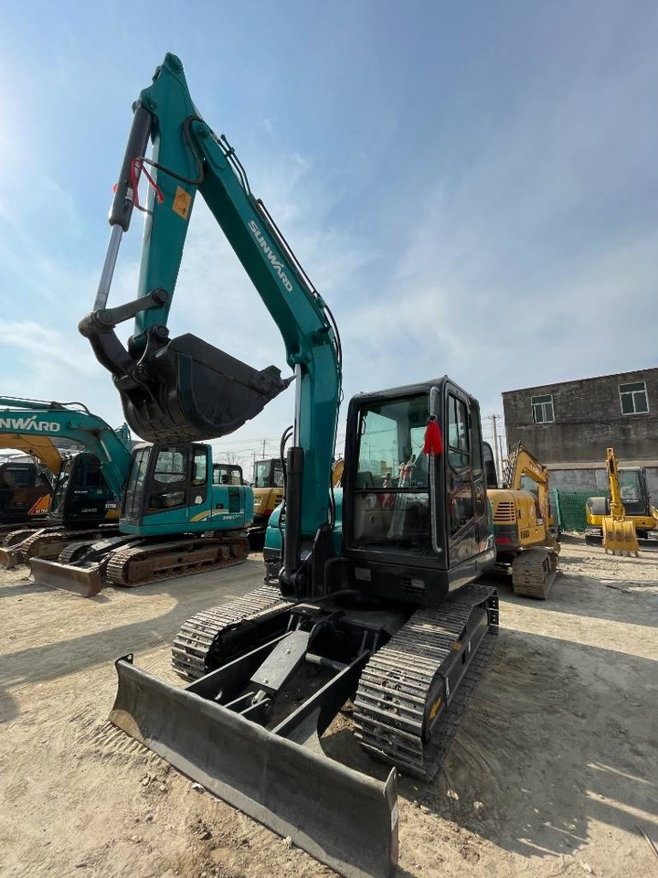 Sunward SWE 70 - Mini-ekskavators: foto 3 Sunward SWE 70 - Mini-ekskavators: foto 3