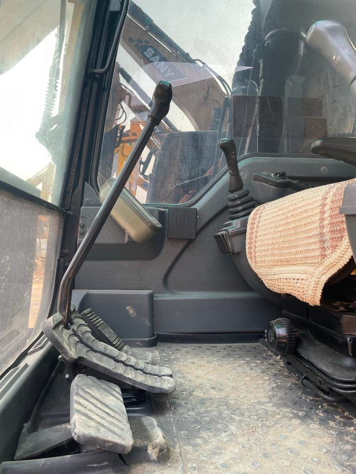 Volvo EC 140 - Kāpurķēžu ekskavators: foto 4 Volvo EC 140 - Kāpurķēžu ekskavators: foto 4