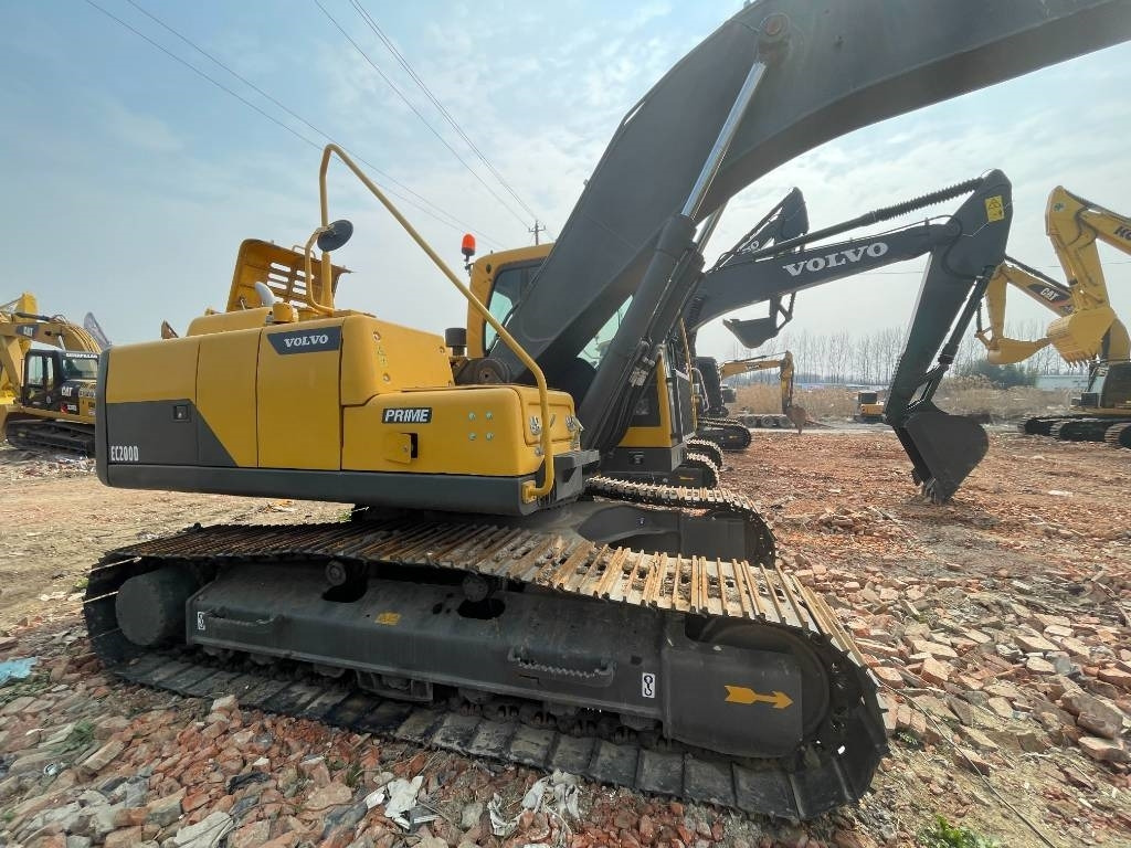 Volvo EC 200 - Kāpurķēžu ekskavators: foto 2 Volvo EC 200 - Kāpurķēžu ekskavators: foto 2