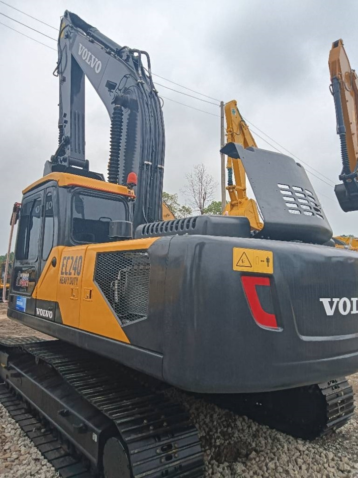 Volvo EC 240 - Kāpurķēžu ekskavators: foto 3 Volvo EC 240 - Kāpurķēžu ekskavators: foto 3