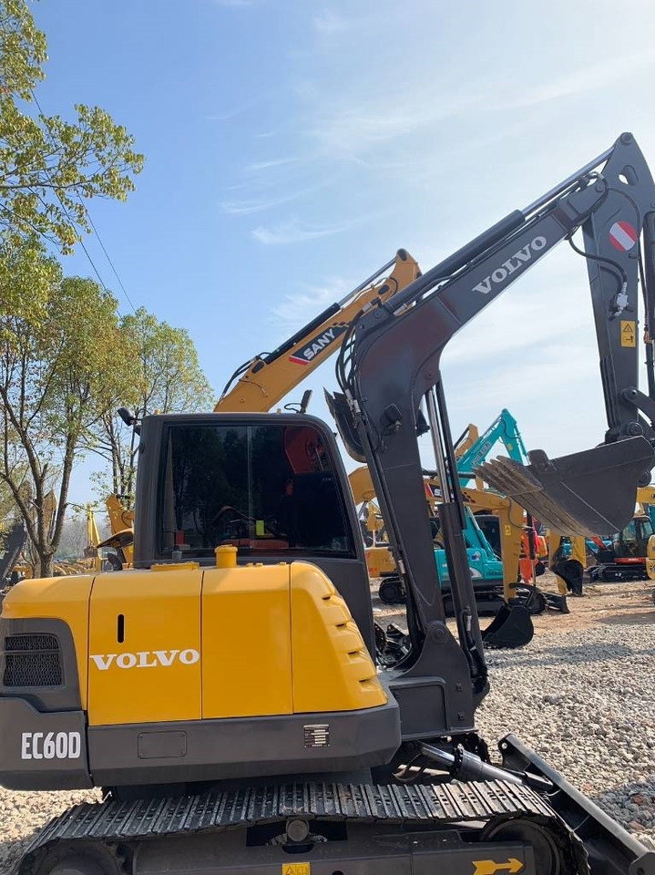 Volvo EC 60 D - Mini-ekskavators: foto 3 Volvo EC 60 D - Mini-ekskavators: foto 3