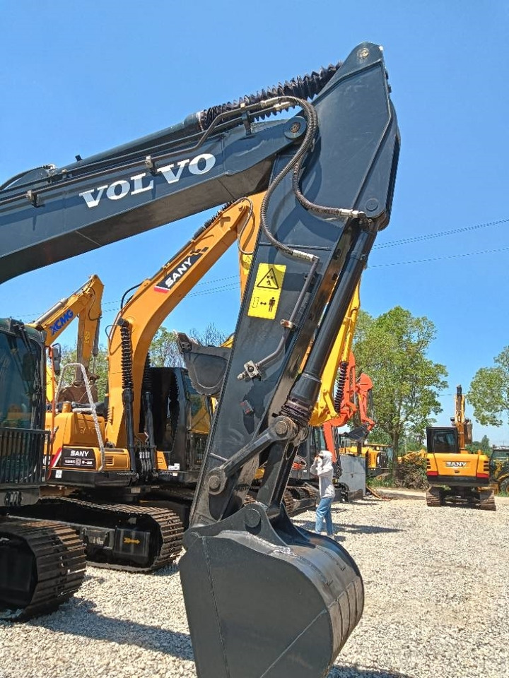 Volvo EC140 - Kāpurķēžu ekskavators: foto 2 Volvo EC140 - Kāpurķēžu ekskavators: foto 2