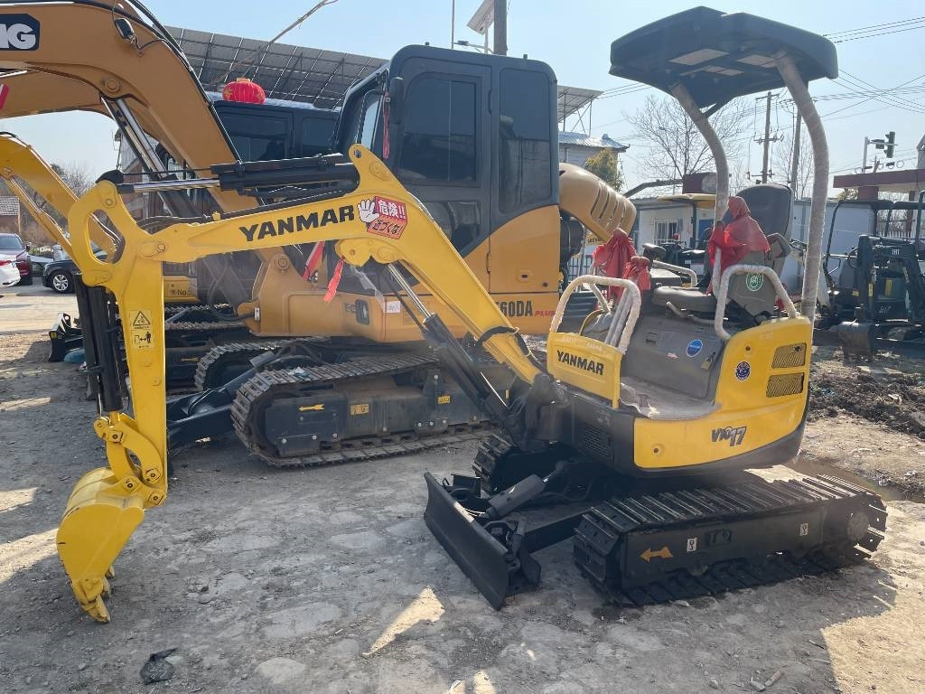 Yanmar Vio 17 - Mini-ekskavators: foto 1 Yanmar Vio 17 - Mini-ekskavators: foto 1