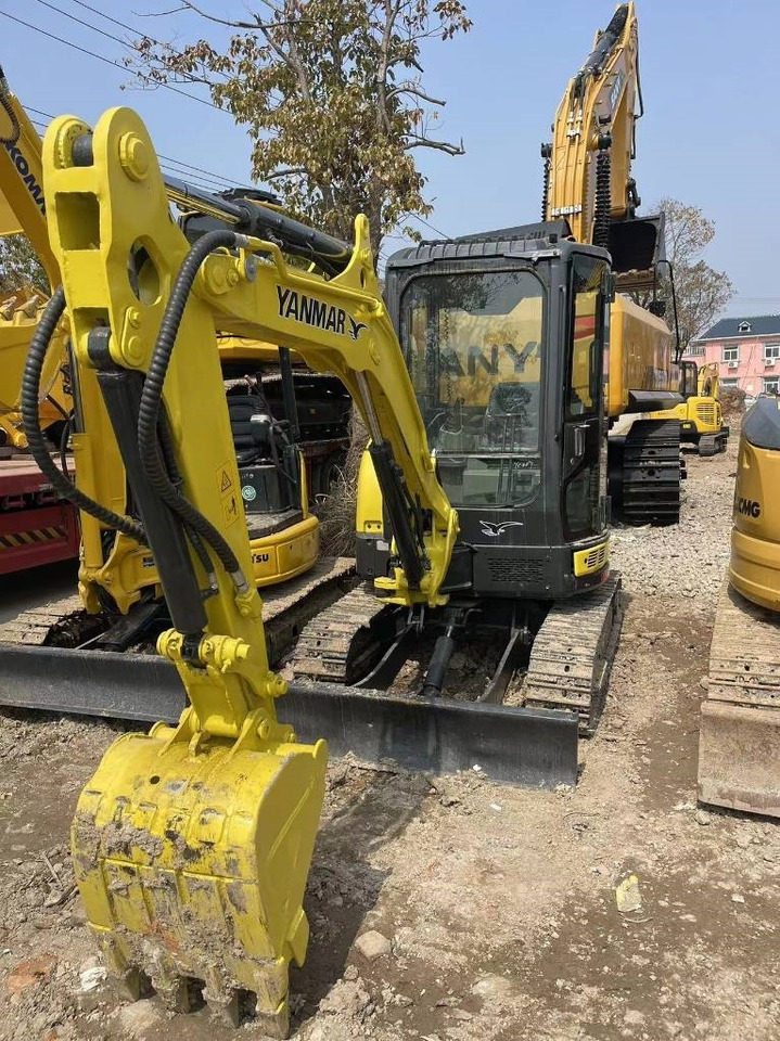 Yanmar Vio 35 - Mini-ekskavators: foto 5 Yanmar Vio 35 - Mini-ekskavators: foto 5