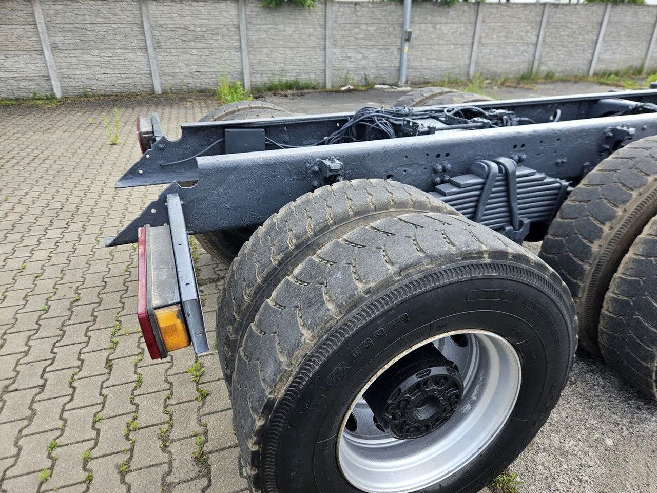 Scania 144 530 - 6x4 - full spring - retarder - Šasija kravas automašīna: foto 5 Scania 144 530 - 6x4 - full spring - retarder - Šasija kravas automašīna: foto 5