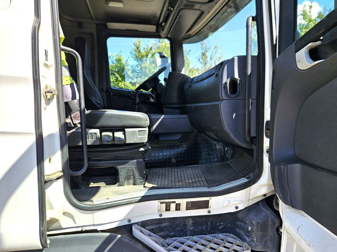 Kravas automašīna pašizgāzējs Scania R420 8x4 - Tipper - full spring - 2007 year: foto 24